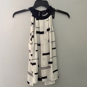 Trouve Monochrome Sleeveless Blouse